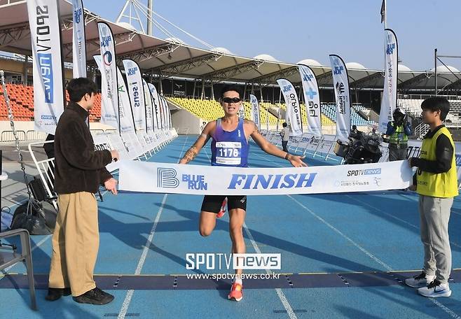 ▲ 남자 10km 1등 배근엽 ⓒ곽혜미 기자