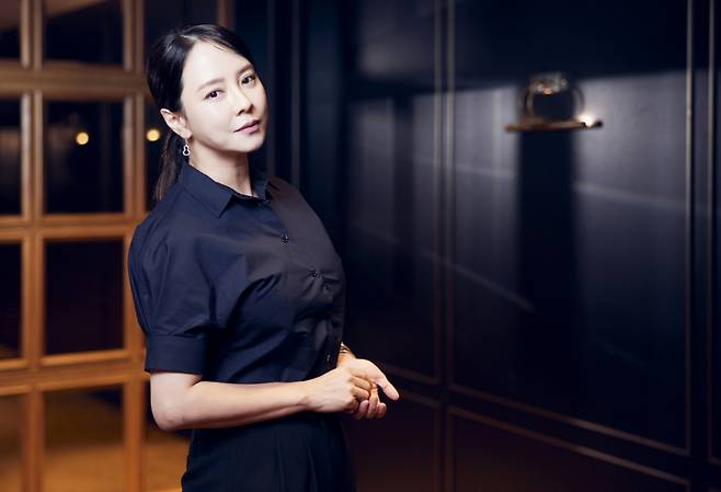 영화 '만남의 집' 의 배우 송지효가 1일 진행된 라운드 인터뷰를 위해 포즈를 취하고 있다. /2025.10.01 /사진제공=(주)마노엔터테인먼트 /사진=김휘선 hwijpg@