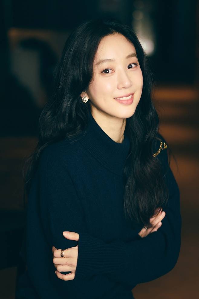 하얀 차를 탄 여자 정려원