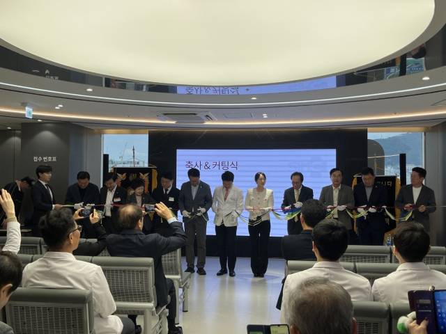 속바른내과 확장 이전식 개최