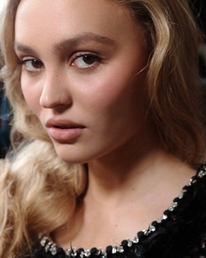 민킴 파리금손 (출처 : 인스타그램 @minkimmakeup)