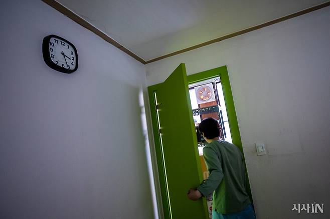 아동양육시설 생활규칙에는 보호아동의 생존권을 위협하는 벌칙이 명시되어 있는 경우가 흔하다. ⓒ시사IN 포토