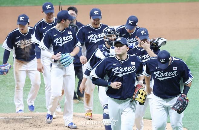 [B하인드★] 투런포 번쩍 이재원! 빅보이 국대 신고식에  LG팬들 함박웃음