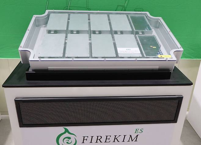 파이어킴ES가 개발한 배터리 화재전용 소화시스템(ANT) / 출처=IT동아