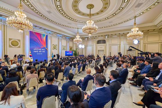 President Lee Jae Myung holds a press conference at the Blue House State Guesthouse in Seoul on the morning of Sept. 11, marking his 100th day in office, in this photo provided by the presidential office. [PRESIDENTIAL OFFICE]