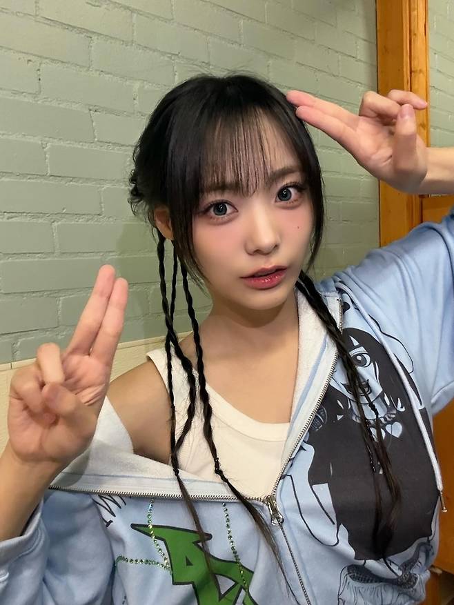 QWER 시연 SNS.