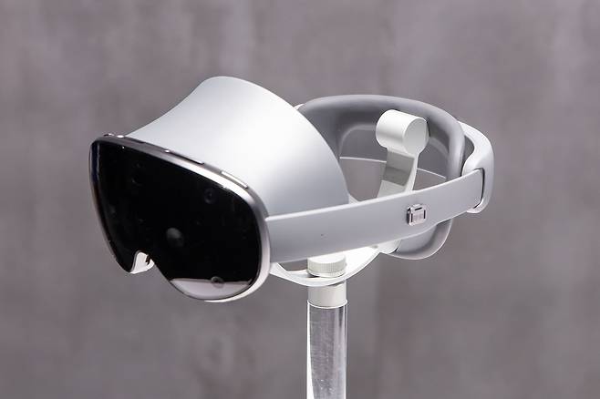 삼성전자의 XR기기 '갤럭시 XR'/삼성전자 제공