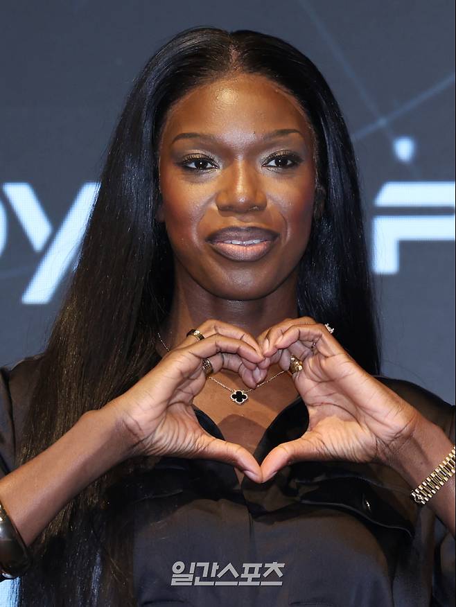 안무가 카니가 16일 오전 서울 구로구 더세인트에서 열린 Mnet 예능 '보이즈 2 플래닛' 제작발표회에 참석해 포토타임을 갖고 있다. 서병수 기자 qudtn@edaily.co.kr /2025.07.16/