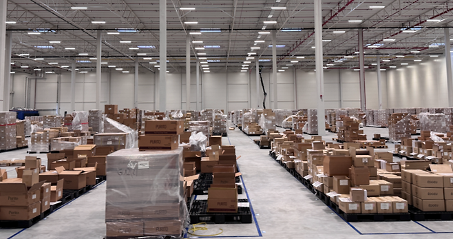 실리콘투 폴란드 지사 물류센터. (실리콘투 제공)