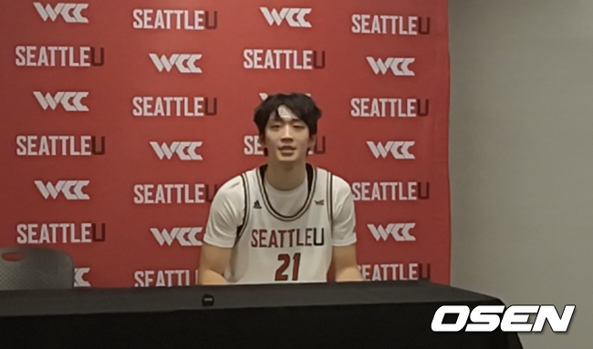 [사진] 경기 후 서정환 기자와 만난 여준석