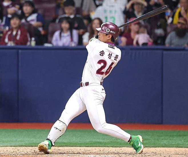 ▲ 송성문은 아직 포스팅 기준 금액에 대해서는 정확한 기준이 없다면서 어느 정도 기회를 얻을 수 있는 수준의 계약이어야 한다고 강조했다 ⓒ연합뉴스