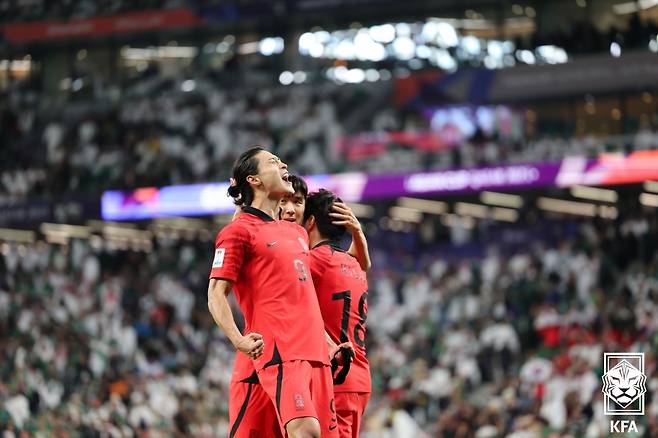 지난해 2023 아시아축구연맹(AFC) 아시안컵 16강 사우디아라비아전 득점 직후 포효하고 있는 조규성. /사진=대한축구협회 제공