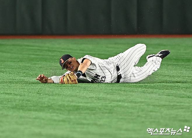 2023 월드베이스볼클래식(WBC)에서 일본 국가대표로 참가, 우승 주역으로 활약했던 라스 눗바(세인트루이스 카디널스)가 지난 10월 수술 여파로 내년 3월 2026 WBC 출전이 어려워 졌다. 사진 엑스포츠뉴스 DB