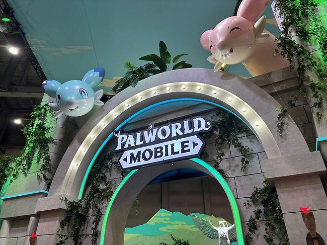 13일 부산 벡스코에서 열린 지스타 2025의 크래프톤 부스. 채반석 기자