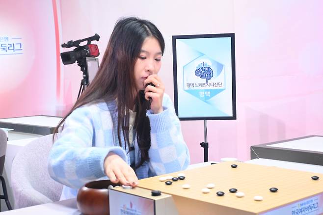 평택 ‘중국 용병’ 우이밍이 포스트시즌에서 맹활약하면서 팀을 플레이오프로 이끌었다. 한국기원 제공