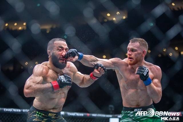 마달레나는 벨랄을 꺾고 웰터급 챔피언이 됐다. 사진=AFPBBNews=News1