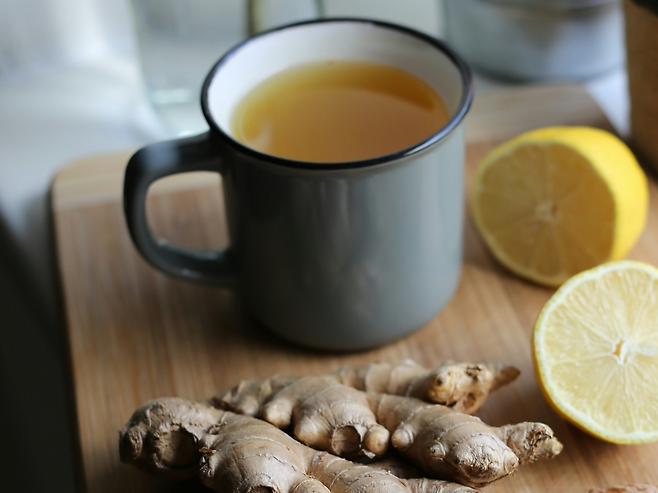 혈당 걱정 없는 무설탕 생강청과 재료들