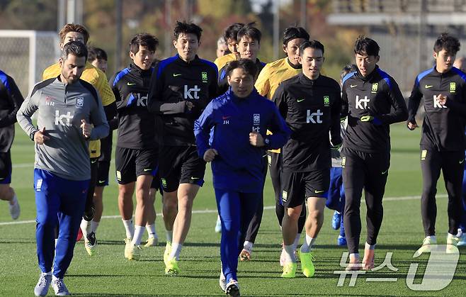 대한민국 축구 국가대표팀 선수단. /뉴스1 ⓒ News1 박정호 기자