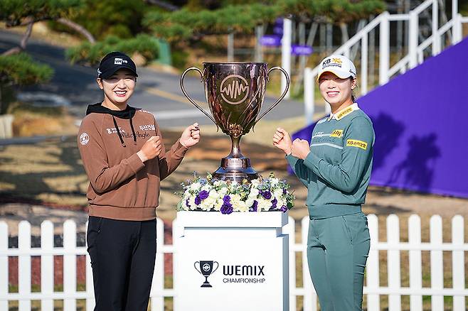 방신실이 위믹스 챔피언십 매치 조편성에서 박혜준을 지목하며 ‘장신 듀오 대결’을 완성했다. 사진 | 위메이드