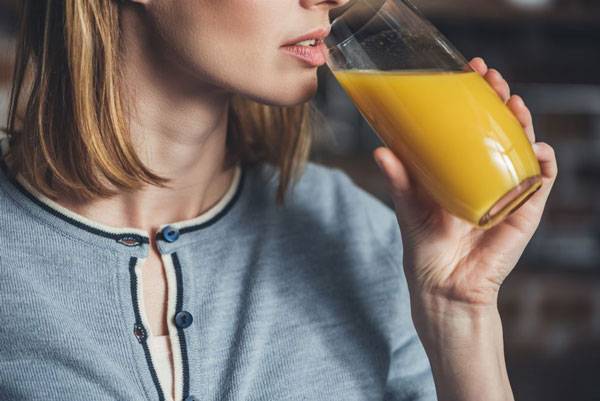 매일 마시는 오렌지주스 한 잔이 우리 몸속 유전자 활동에도 긍정적인 영향을 줄 수 있다는 연구 결과가 나왔다/사진=게티이미지뱅크