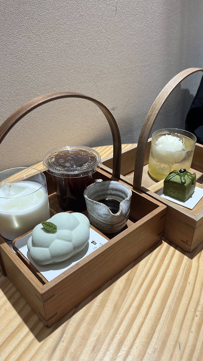 우지 카페의 다양한 디저트./김현주 에디터