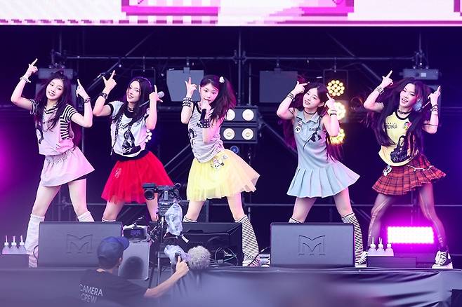 2024년 3월 25일 데뷔한 아일릿. 빌리프랩 제공