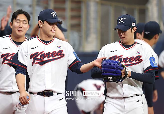 ▲ 문동주 원태인 ⓒ곽혜미 기자