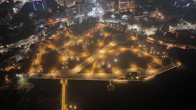 전주 덕진공원 야간경관 [전주시 제공. 재판매 및 DB 금지]