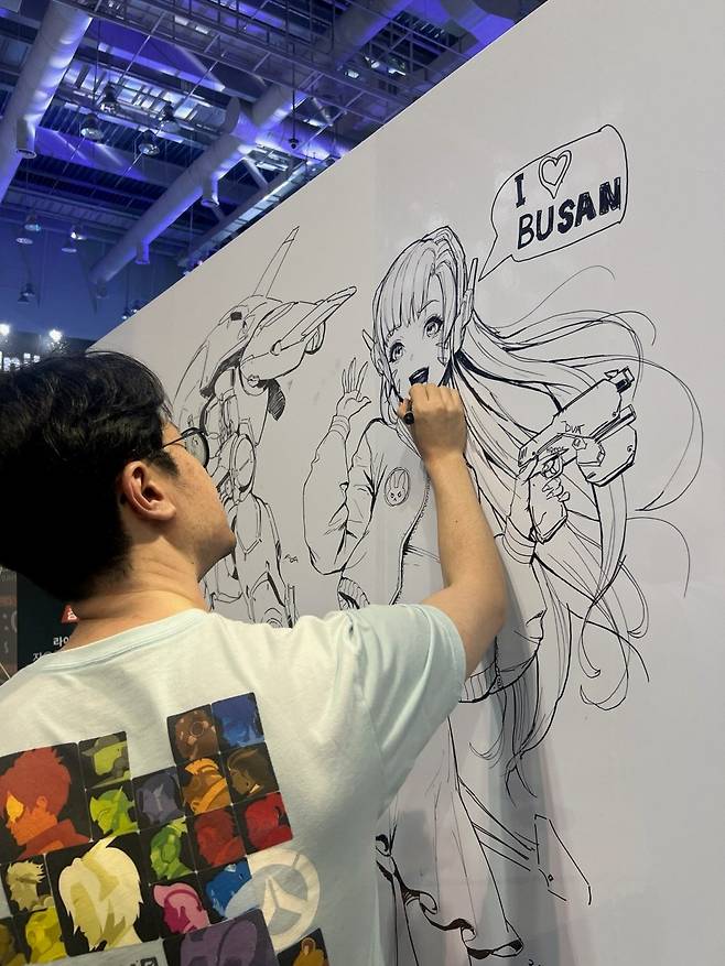 - 송하나와 메카의 퀄리티가 대박이다