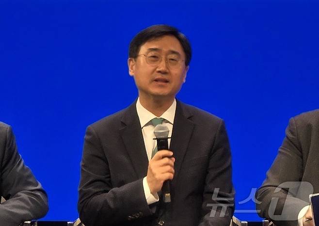 국방부 차관을 지낸 신범철 세종연구소 수석연구위원이 14일(현지시간) 미국 워싱턴DC에서 열린 '2025 밴 플리트 정책 포럼' 안보 세션에서 발언하고 있다. ⓒ News1 류정민 특파원