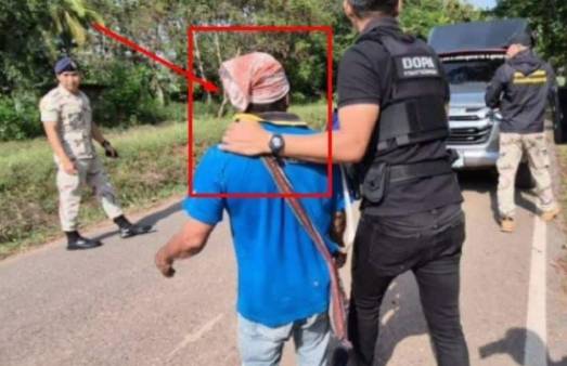 50대 태국인 남성이 4~10세 여아를 상대로 성범죄를 저질렀다는 혐의를 받고 있다. 사진은 경찰에 체포된 용의자의 모습. /사진=타이거 홈페이지 캡처