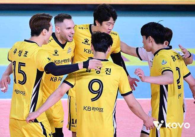 KB손해보험 선두 탈환. 한국배구연맹