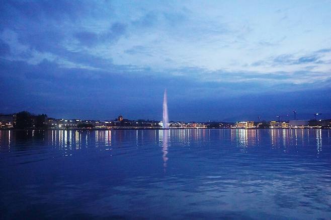 레만호 야경 풍경. 장보영 제공