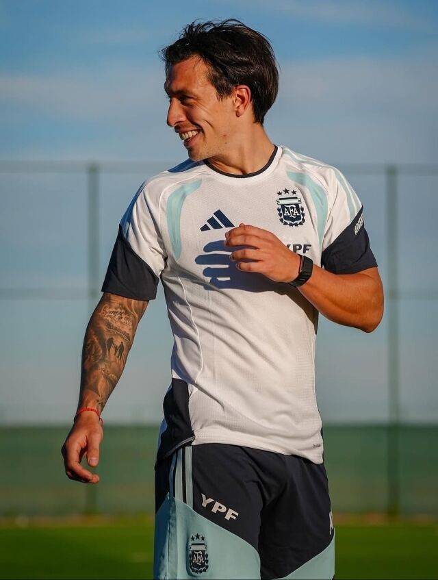 리산드로 마르티네스./파브리지오 로마노