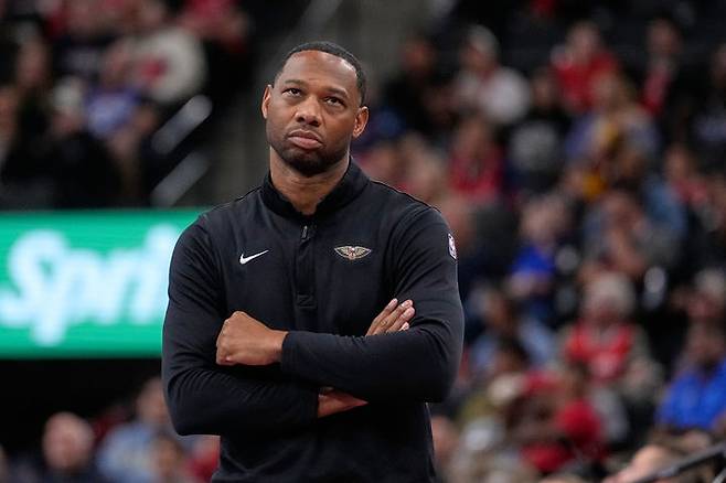 [잉글우드=AP/뉴시스] 미국프로농구(NBA) 뉴올리언스 펠리컨스의 윌리 그린 전 감독. 2025.11.16.