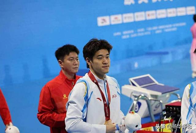 ▲ 중국은 판잔러의 전국체전 역영을 보고 "세계 최고 스프린터라는 찬사를 받던 그의 속도가 중국 선수들에게까지 추월당하는 현실이 충격"이라며 "온힘을 다하지 않은 게 아니다. 역영을 마친 뒤 오랫동안 물속에서 헐떡거렸다"고 좌절했다. ⓒ 시나스포츠