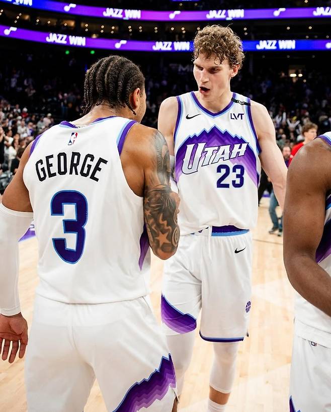 라우리 마카넨(오른쪽)