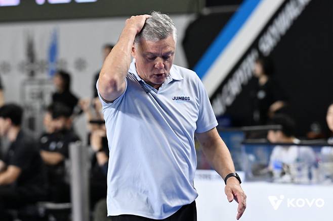 대한항공 헤난 감독. 사진제공=KOVO