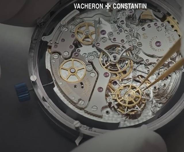 바쉐론 콘스탄틴에 탑재된 무브먼트. [바쉐론 콘스탄틴 홈페이지 캡처]