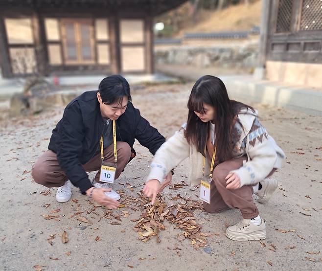 참가자들이 데이트를 즐기고 있다. 박경은 선임기자