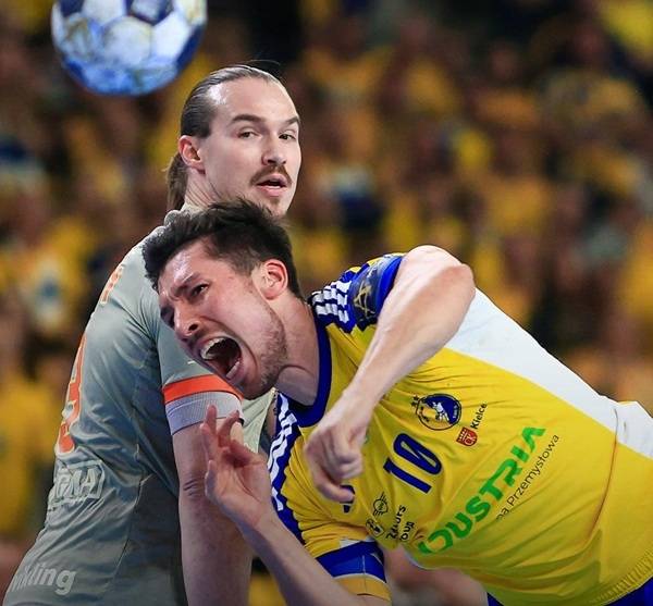 사진 2025/26 Machineseeker EHF 남자 핸드볼 챔피언스리그 올보르와 키엘체의 경기 모습, 사진 출처=유럽핸드볼연맹