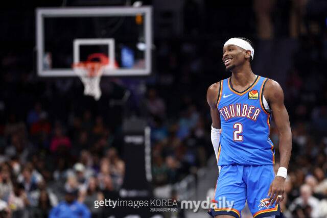 SGA가 16일 샬럿과 경기에서 득점 후 웃고 있다. /게티이미지코리아