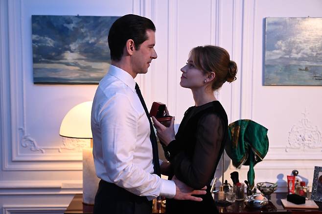 외화 '럭키 데이 인 파리' 스틸컷. 해피송 제공