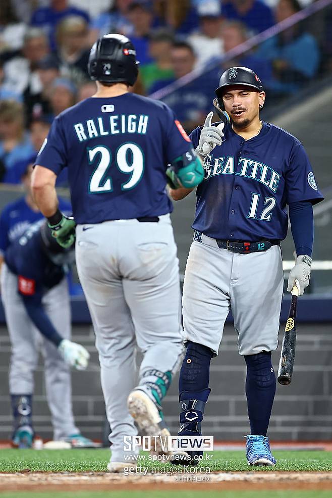 ▲ 조시 네일러, 칼 랄리, 훌리오 로드리게스라는 코어 3총사를 모두 장기 계약으로 묶으며 팀 타선의 뼈대를 세운 시애틀