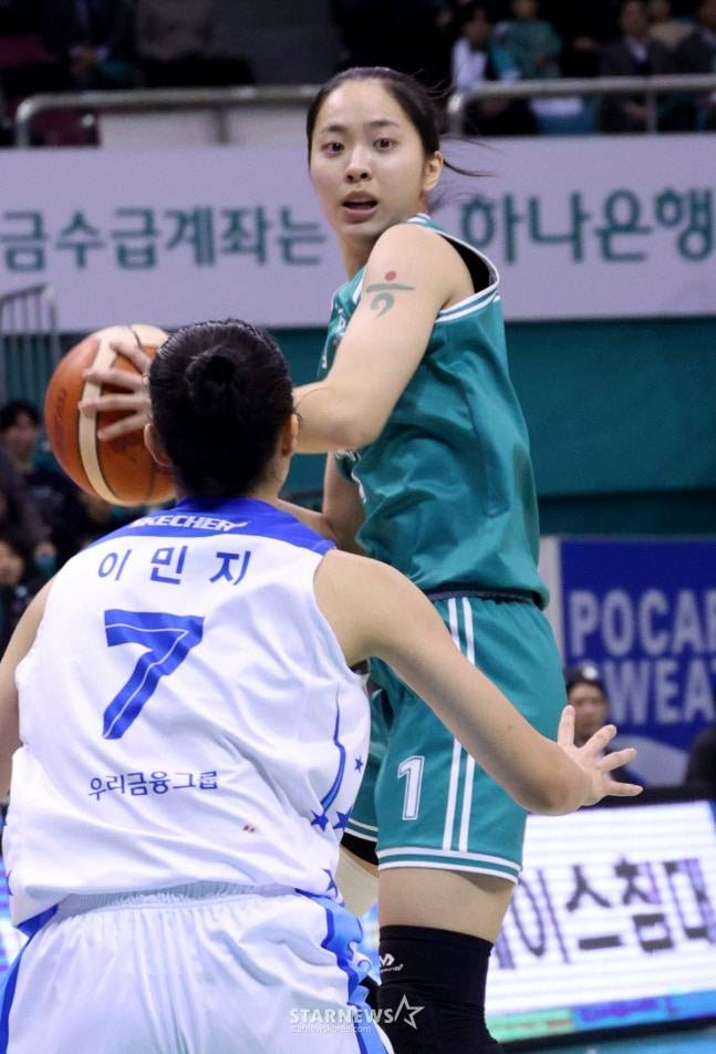 무려 14점을 몰아넣은 박소희. /사진=김진경 대기자