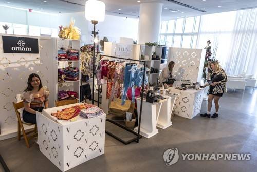 2023년 미국 플로리다 마이애미의 한 팝업스토어(이 기사와 직접적 관련은 없음) [EPA 연합뉴스 자료사진. 재판매 및 DB 금지]