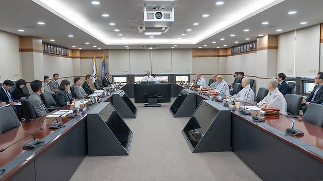 ▲ 18일 동국대 WISE캠퍼스 백주년 기념관에서 동국대 건학위원회 주관으로 '제34차 건학기본기관장 연석회의'가 열리고 있다. 동국대