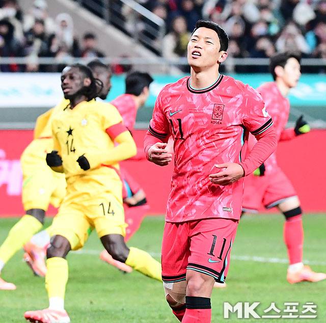 황희찬은 후반 교체 투입 후 번뜩이는 모습을 보였으나 페널티킥은 놓쳤다. 사진(상암 서울)=김영구 기자