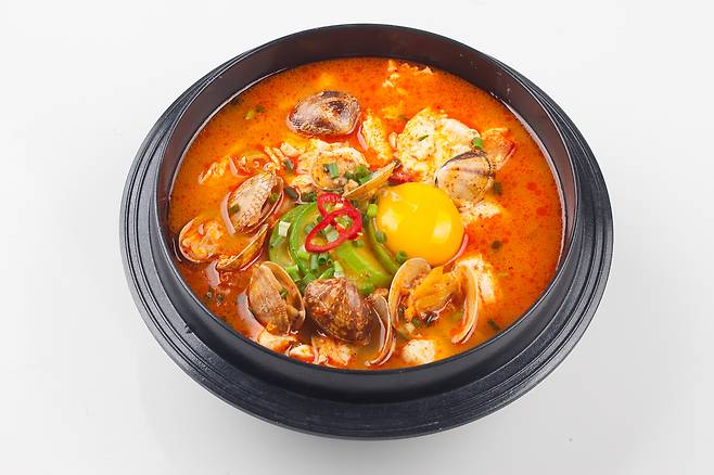 배우 고준희가 짬뽕을 먹고 싶을 때는 다이어트 식품인 순두부를 넣어 먹는다고 밝혔다. 기사 이해를 돕기 위한 사진./사진=클립아트코리아