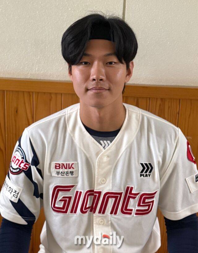 롯데 자이언츠 홍민기./미야자키(일본) = 박승환 기자